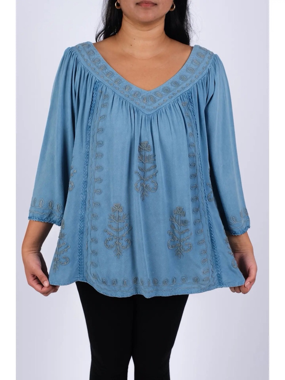 Sacred Threads NWT Top Blue 3/4 Sleeve Embroidered S/M M/L
